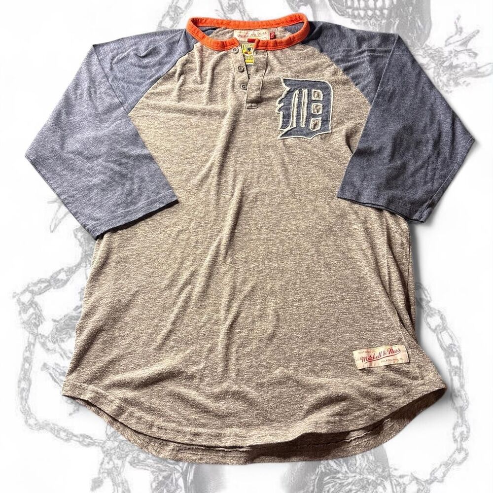 Mitchell-ness Men's multi T-shirt